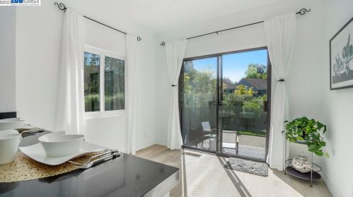 133 Kingswood Cir, Danville CA  94506-6051 exterior