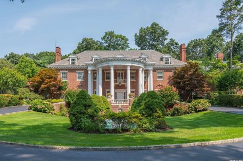 5939 Northern Blvd, Muttontown, NY 11732-1613