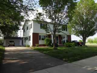100 Carroll St, Beaver Dam, WI 53916-1108