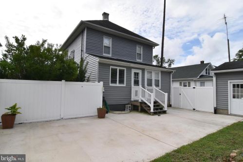 209 Delaware Ave, Harrington DE  19952-1236 exterior