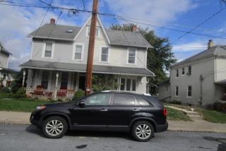 39 3rd St, Ironton, PA 18037-1501
