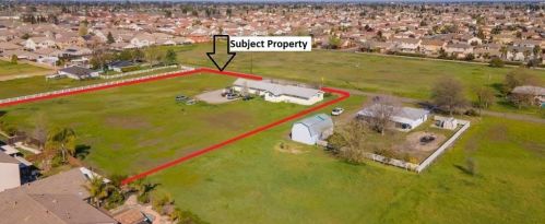 8640 Bow St, Elk Grove, CA 95624-9454