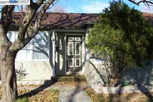 38 Atherton Ave, West Pittsburg, CA 94565-4819