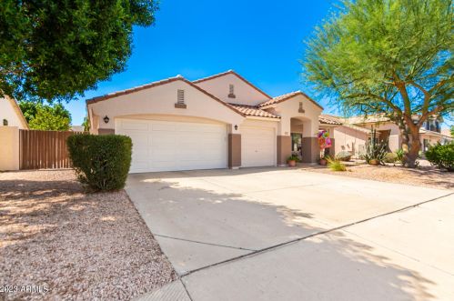 5553 Gable Ave, Mesa, AZ 85206-6707