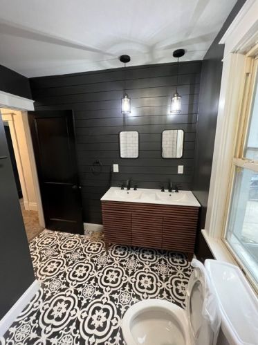 809 Berkshire Ave, Pittsburgh PA  15226-2137 exterior