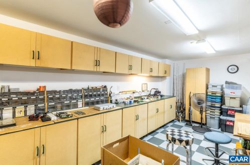 287 Jefferson Dr, Bybee VA 22963-3212 exterior