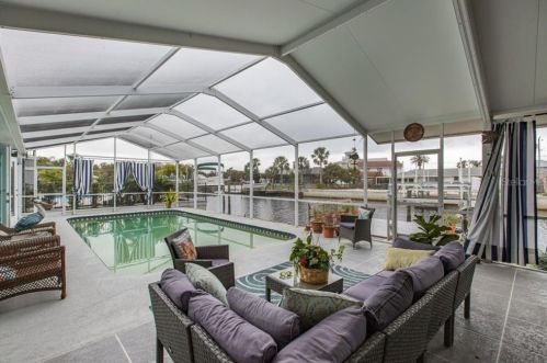 8053 Island Dr, Port Richey FL  34668-6223 exterior