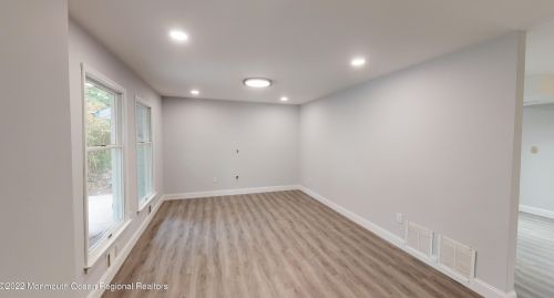 366 Arlington Ave, Berkeley Township NJ 08721-2357 exterior