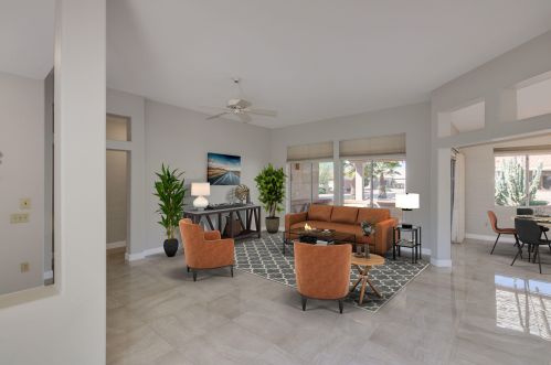 22606 Las Brizas Ln, Sun City AZ 85375-2828 exterior