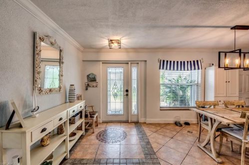 1139 13th Ter, Cape Coral FL  33990-3747 exterior