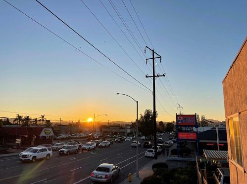 830 Broadway, El Cajon CA  92021-4657 exterior