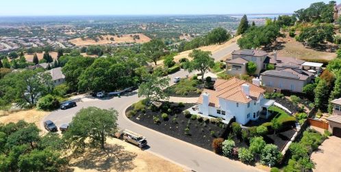 1535 Barcelona Dr, Folsom CA  95762-7212 exterior