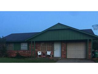 718 Forster Dr, Mustang, OK 73064-3736