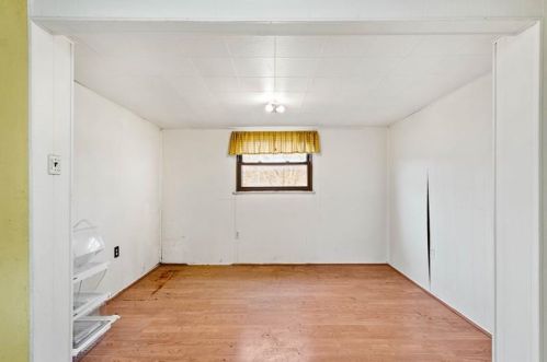 1948 Dartmore St, Pittsburgh PA 15210-4005 exterior