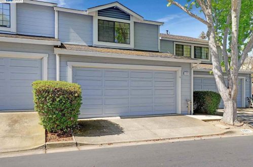 1207 Oak Hill Ct, Pinole, CA 94564-2147