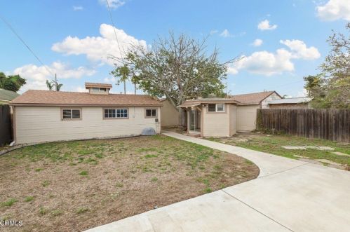 1384 California St, Oxnard CA 93033-3708 exterior