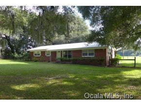 2250 165th St, Citra, FL 32113-2932