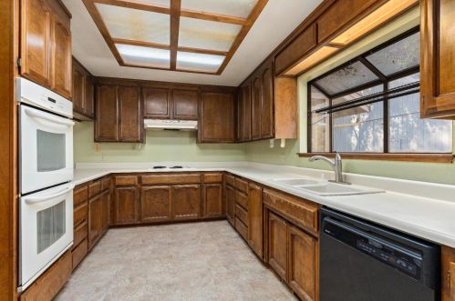 18252 Hummingbird Dr, Lake Wildwood CA  95946-9699 exterior