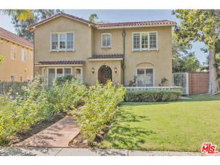 531 Van Ness Ave, Los Angeles CA  90047-3512 exterior