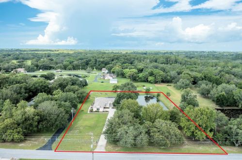 10723 Osceola Dr, New Port Richey, FL 34654-2618