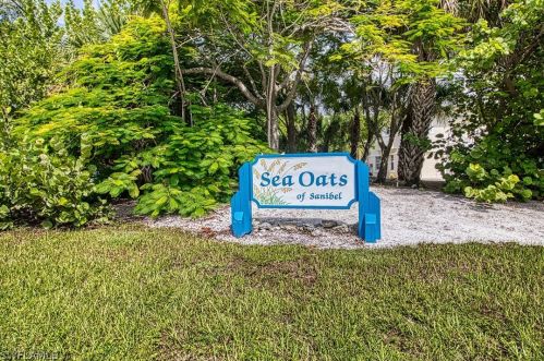 466 Sea Oats Dr, Sanibel FL  33957-5413 exterior