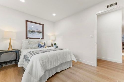 2079 Park Dale Ln, Encinitas CA  92024-4325 exterior