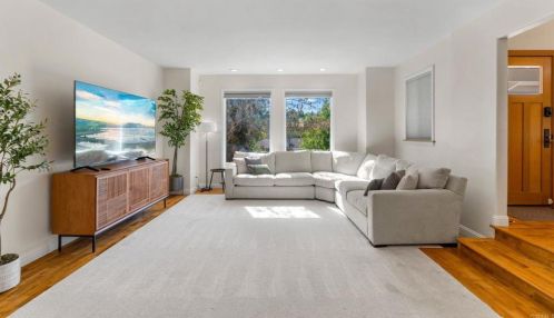 1322 Hamilton Ln, Escondido CA  92029-4316 exterior