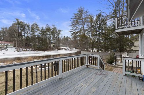 54 Tibbetts Rd, Fremont NH  03044-3573 exterior