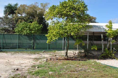 2 Avenue, Belle Glade FL  33430-2048 exterior