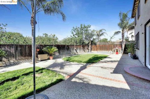 310 Malicoat Ave, Oakley CA  94561-2757 exterior