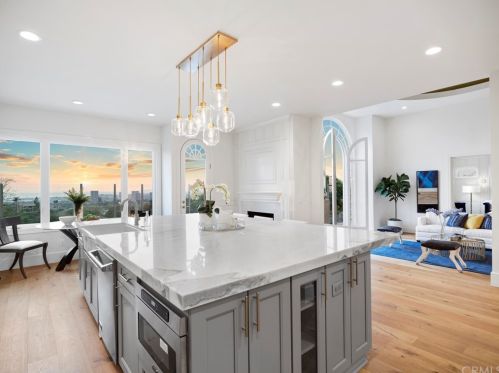 9 Narbonne, Newport Beach, CA 92660-6823