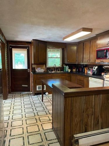 2596 Harkney Hl Rd, Coventry RI  02816-4639 exterior