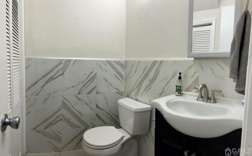 223 Palombi Ct, East Brunswick NJ  08816-5020 exterior