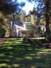 587 Locust St, Black Butte Ranch, OR 97759-9414