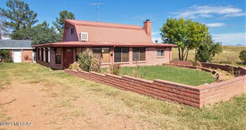 78 Hillcrest Dr, Canelo, AZ 85611-7802
