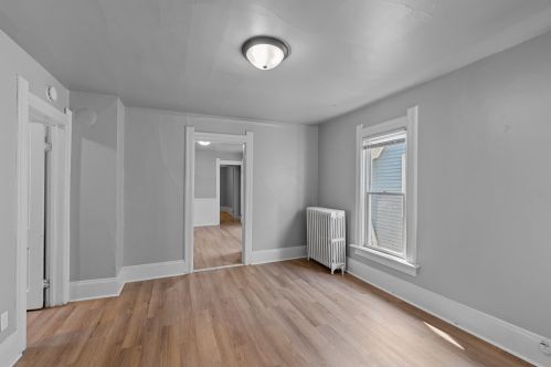 2476 Frederick Ave, Milwaukee WI 53211-3644 exterior