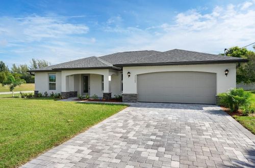 16282 Alcira Cir, Punta Gorda, FL 33955-0041