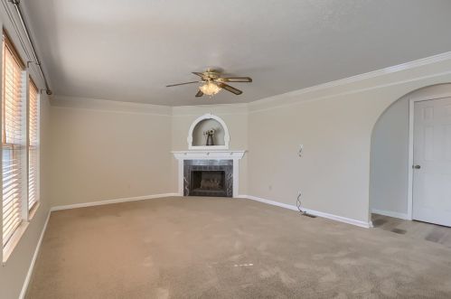 423 Kingsbrook Dr, Mc Donald PA  15057-2667 exterior