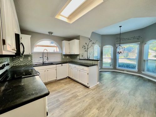 1305 Kittery Dr, Plano TX  75093-5205 exterior