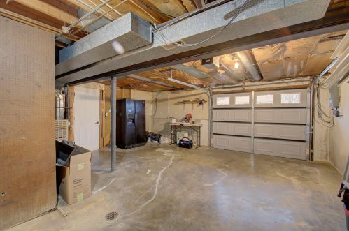 2642 Valley Trails Dr, Covington KY  41017-1049 exterior