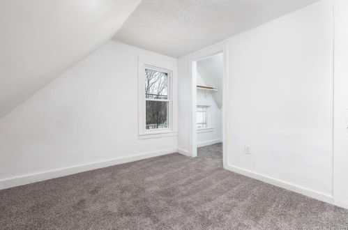 72 Division St, Norwich CT  06360-4628 exterior