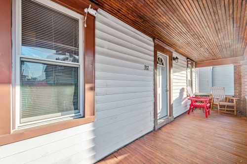 337 Miller St, Latrobe PA  15650-1438 exterior