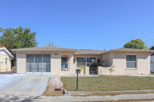 8045 Saybrook Dr, Port Richey, FL 34668-4437