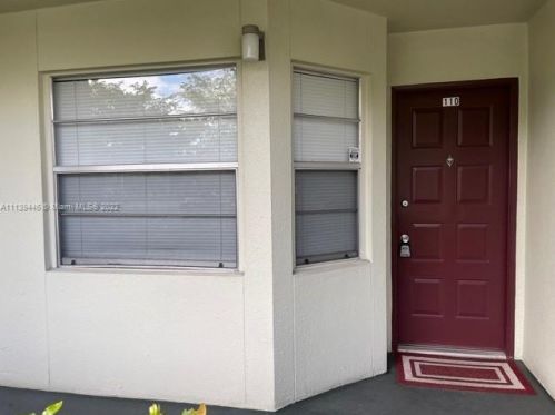 1300 130th Ave, Hollywood, FL 33027-2133