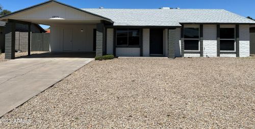 10026 47th Ave, Glendale AZ 85304-4427 exterior