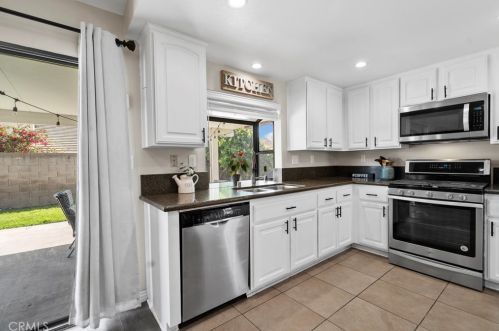 1132 Plymouth St, Glendora CA  91740-6142 exterior