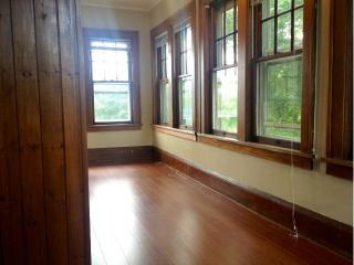 116 28th St, Minneapolis MN  55408-2018 exterior