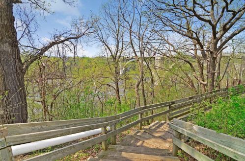 3103 Franklin Ave, Minneapolis MN  55406-1132 exterior