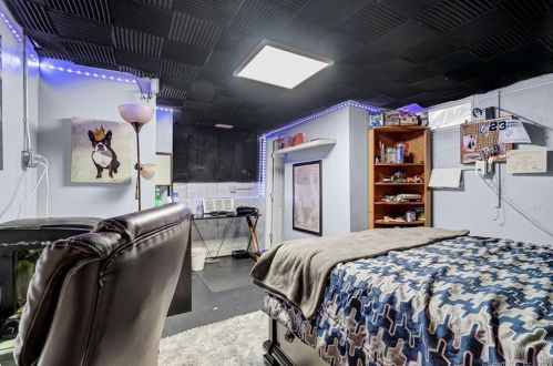 2129 Boulevard, Hartford CT  06107-2612 exterior