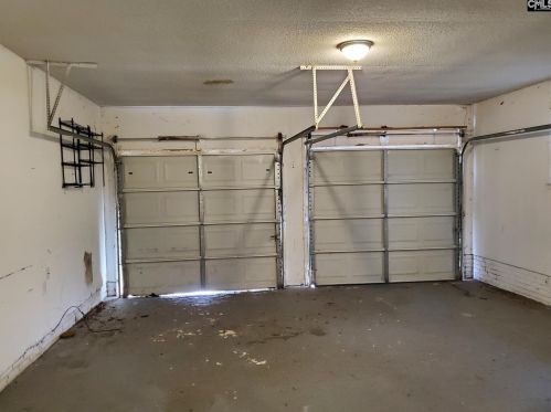 323 Creighton Dr, Cayce-West Columbia SC  29172-3114 exterior